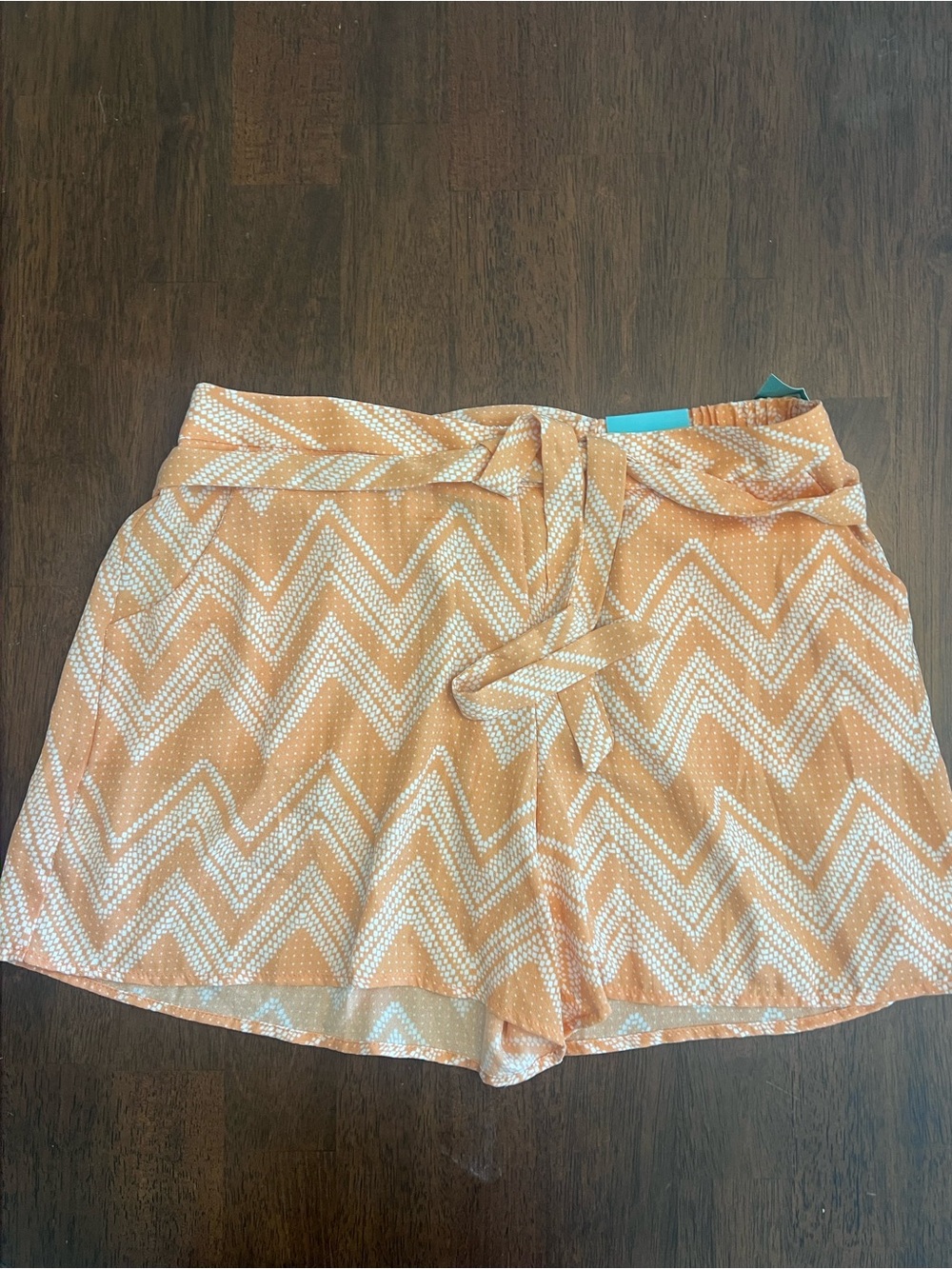 NWT Maurices Peach and White Chevron Tie-Waist Bermuda Shorts